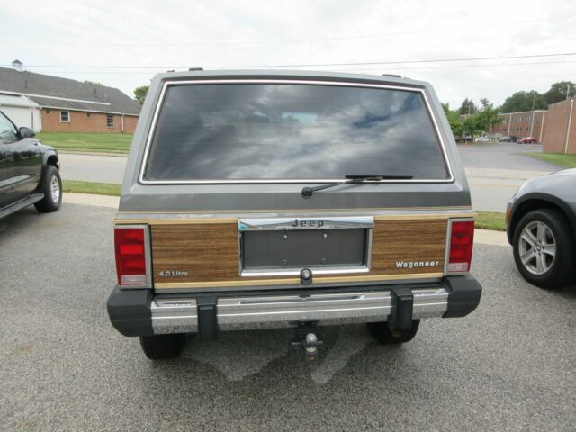 1989 Jeep Wagoneer LIMITED - photo 4