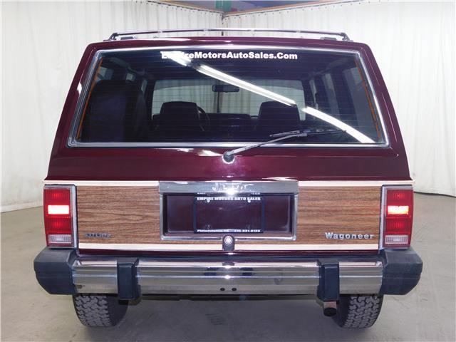 1989 Jeep Wagoneer Limited -- - photo 10
