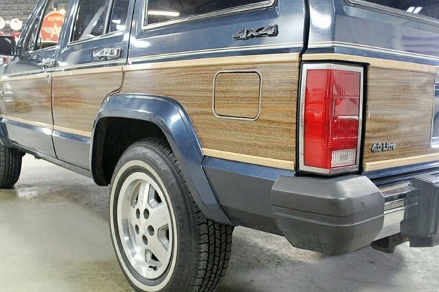 1989 Jeep Wagoneer Limited - photo 11