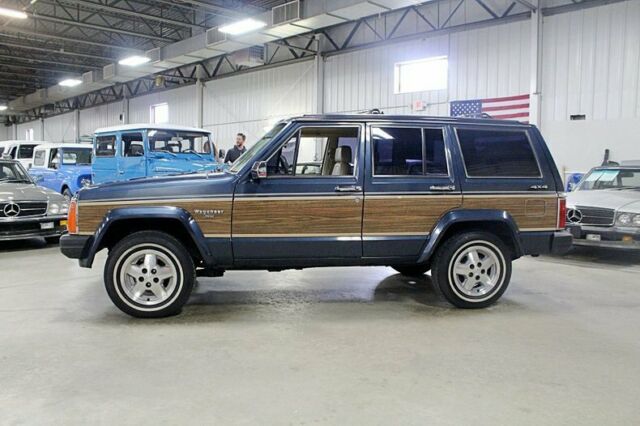 1989 Jeep Wagoneer Limited - photo 3
