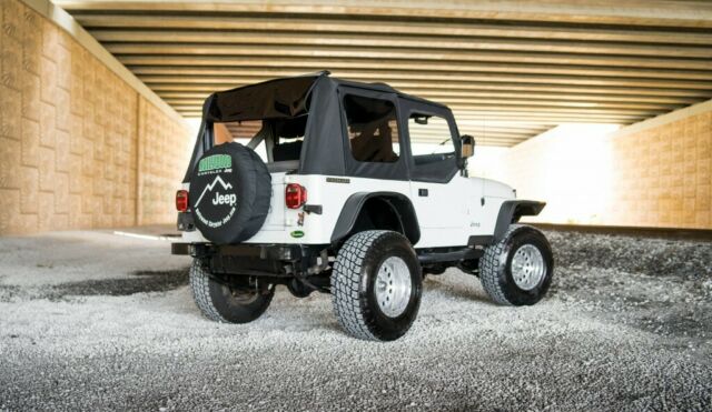 1989 Jeep Wrangler - photo 8