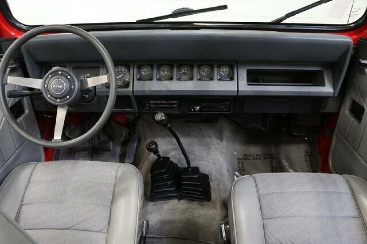 1989 Jeep Wrangler 2 Dr S - photo 4