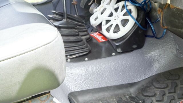 1989 Jeep Wrangler S - photo 11