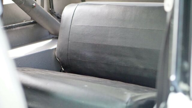 1989 Jeep Wrangler S - photo 12