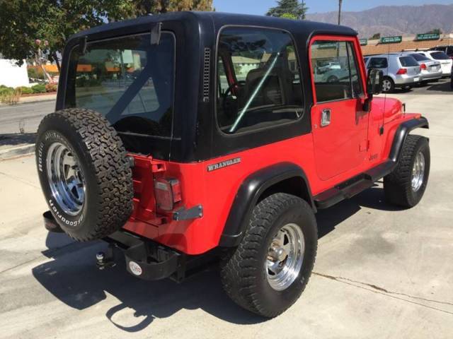 1989 Jeep Wrangler Base 2dr 4WD SUV - photo 4