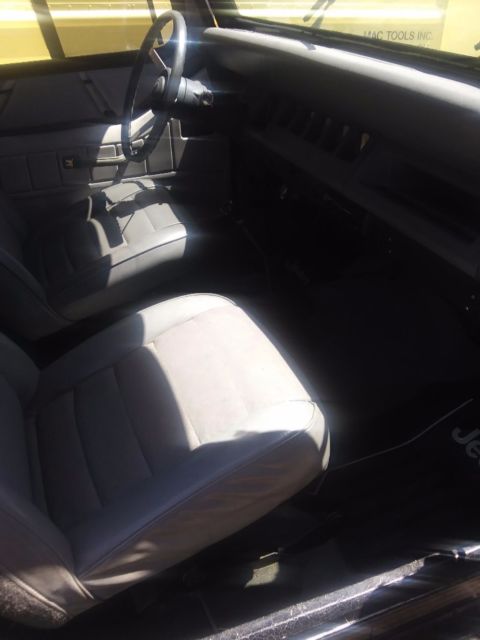 1985 Jeep Wrangler - photo 3