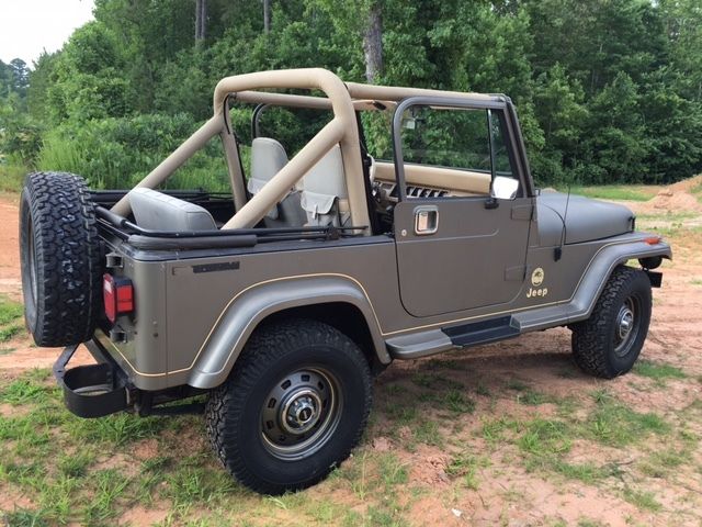 1989 Jeep Wrangler - photo 13