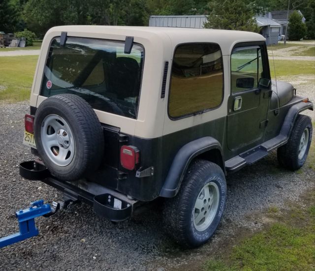 1989 Jeep Wrangler - photo 2