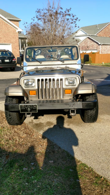 1989 Jeep Wrangler Sahara Sport Utility 2-Door 4.2L 1989 Jeep Wrangler Sahara Sport Utility 2-Door