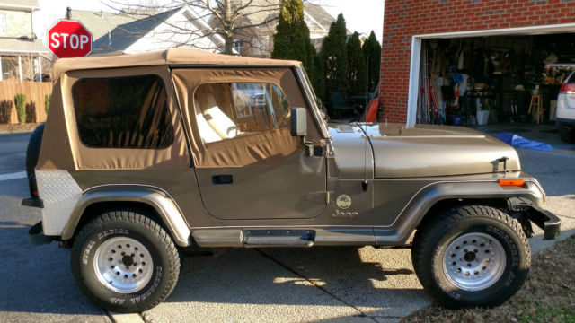1989 Jeep Wrangler Sahara Sport Utility 2-Door - photo 12