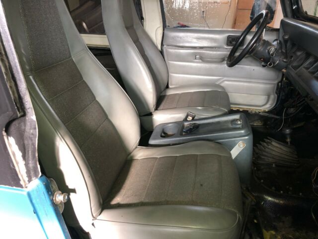 1989 Jeep Wrangler - photo 8
