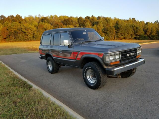 1989 Toyota Land Cruiser HJ60 - photo 2
