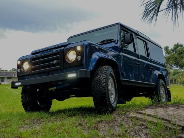 1989 Land Rover 110 County, FULL REFURBISHMENT, 3.9L EFI V8, Air Conditioning 1989 Land Rover Defender County