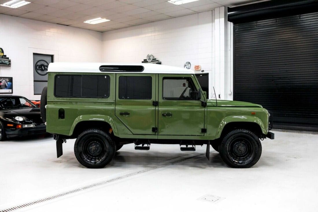 1989 Land Rover Defender 4-Door 4WD - photo 8