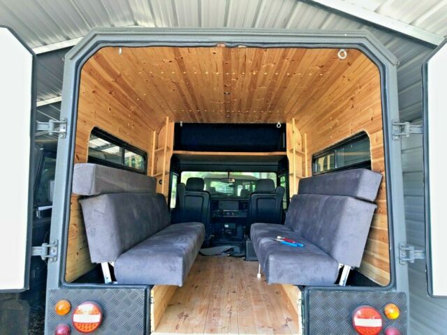 1989 Land Rover Defender - photo 3