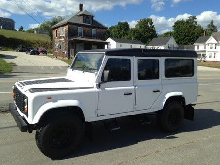 1989 Land Rover Defender 110 RHD 5-Speed Gas 1989 Land Rover Defender 110