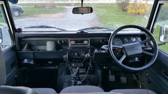 1980 Land Rover Defender County Station Wagon - photo 4