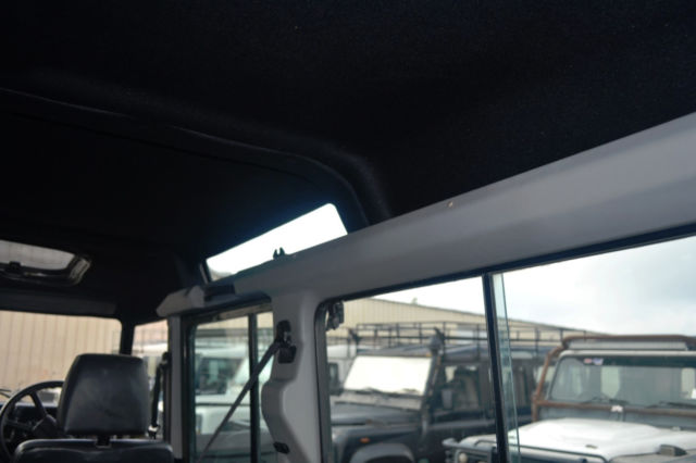1989 Land Rover Defender County Station Wagon - photo 13