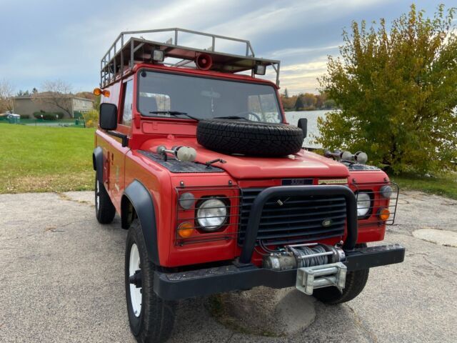 1989 LAND ROVER DEFENDER 3-door 2.5l DIESEL Nat. Asp. 1989 Land Rover Defender