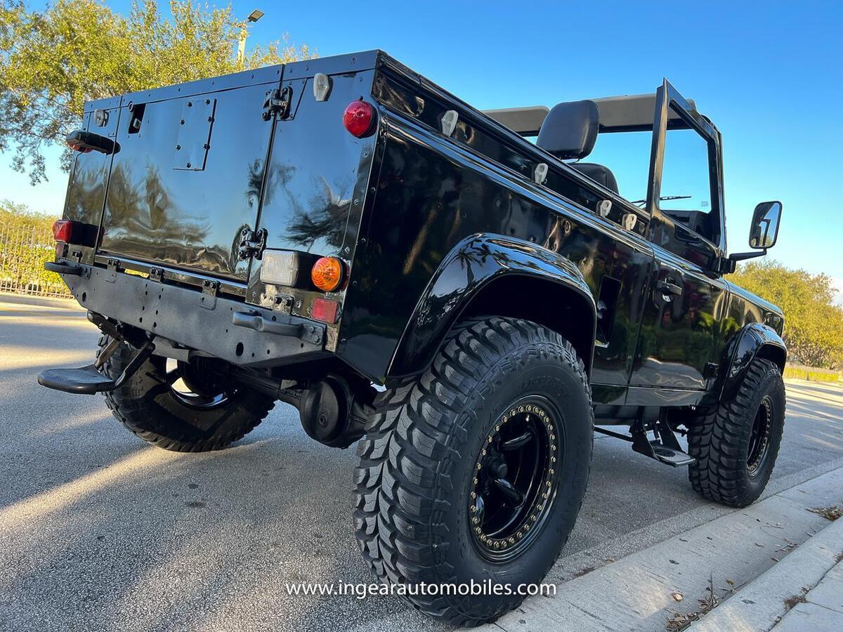 1989 Land Rover Defender 90 LHD Defender 90 SEE VIDEO! - photo 2