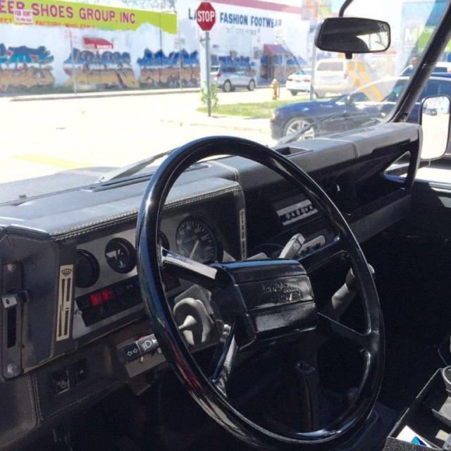 1980 Land Rover Defender D90 - photo 11