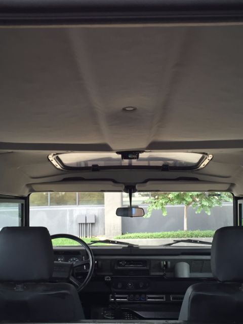 1989 Land Rover Defender County - V8 with A/C - photo 10