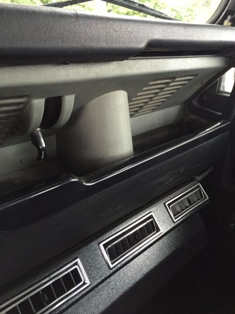 1989 Land Rover Defender County - V8 with A/C - photo 7