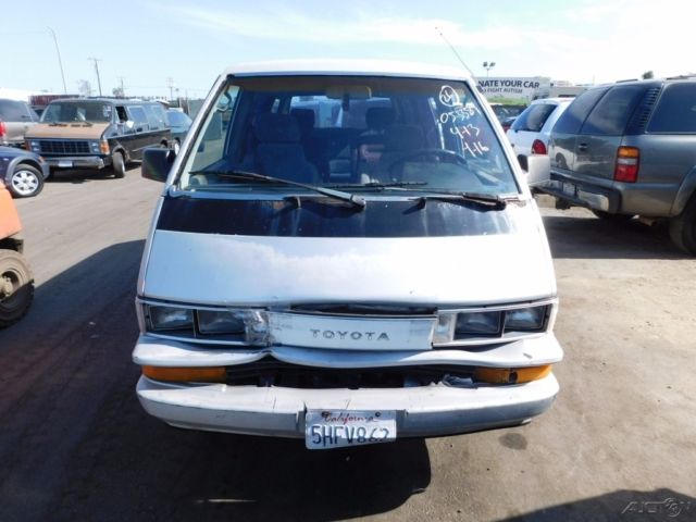 1989 Toyota Van LE - photo 10