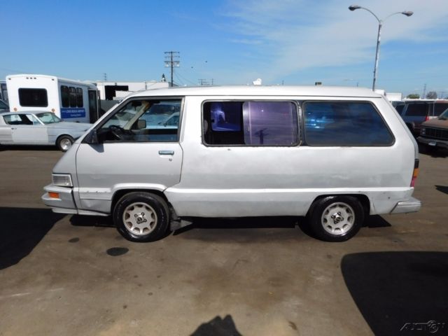1989 Toyota Van LE - photo 3