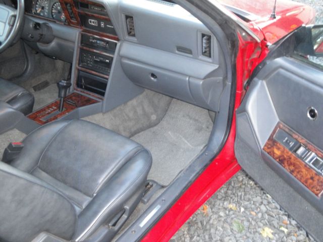 1989 Chrysler LeBaron CONVERTIBLE - photo 7