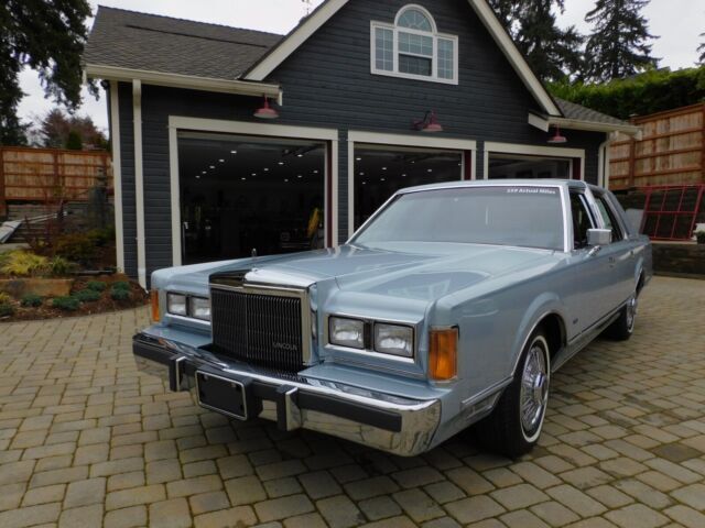 1989 Lincoln Town Car