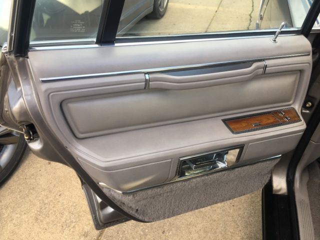 1989 Lincoln Town Car Cartier - photo 12