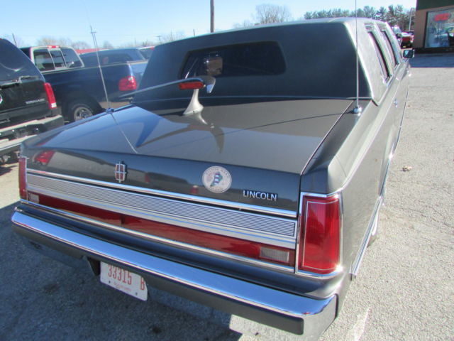 1989 Lincoln Continental - photo 5