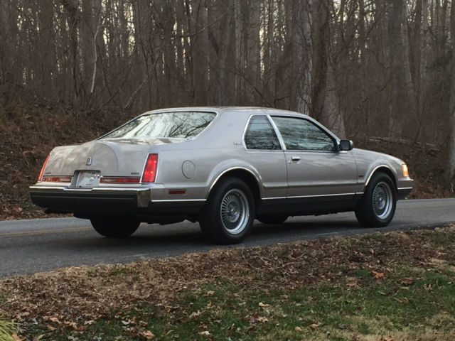 1989 Lincoln Mark Series LSC - photo 2