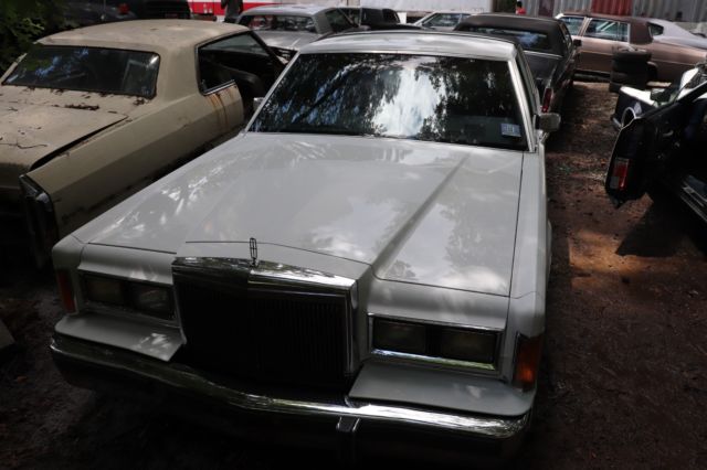 1989 Lincoln Town Car