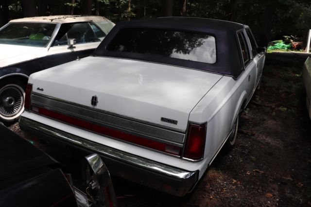 1989 Lincoln Town Car - photo 11