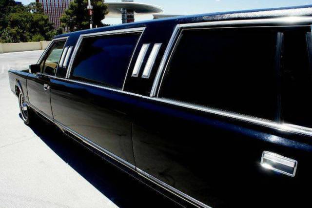 1989 Lincoln Town Car - photo 5