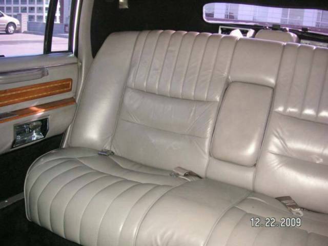 1989 Lincoln Town Car - photo 9