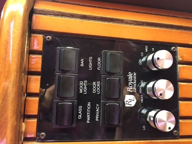 1989 Lincoln Town Car - photo 8