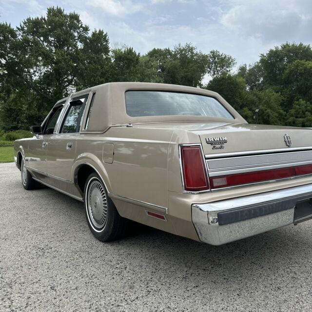 1989 Lincoln Town Car LOW 78 K MILES 1OWNER CLEAN CARFAX CONTINENTAL - photo 7