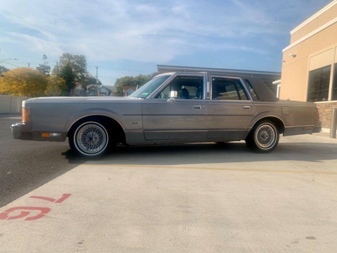1989 Lincoln Town Car CARTIER - photo 2