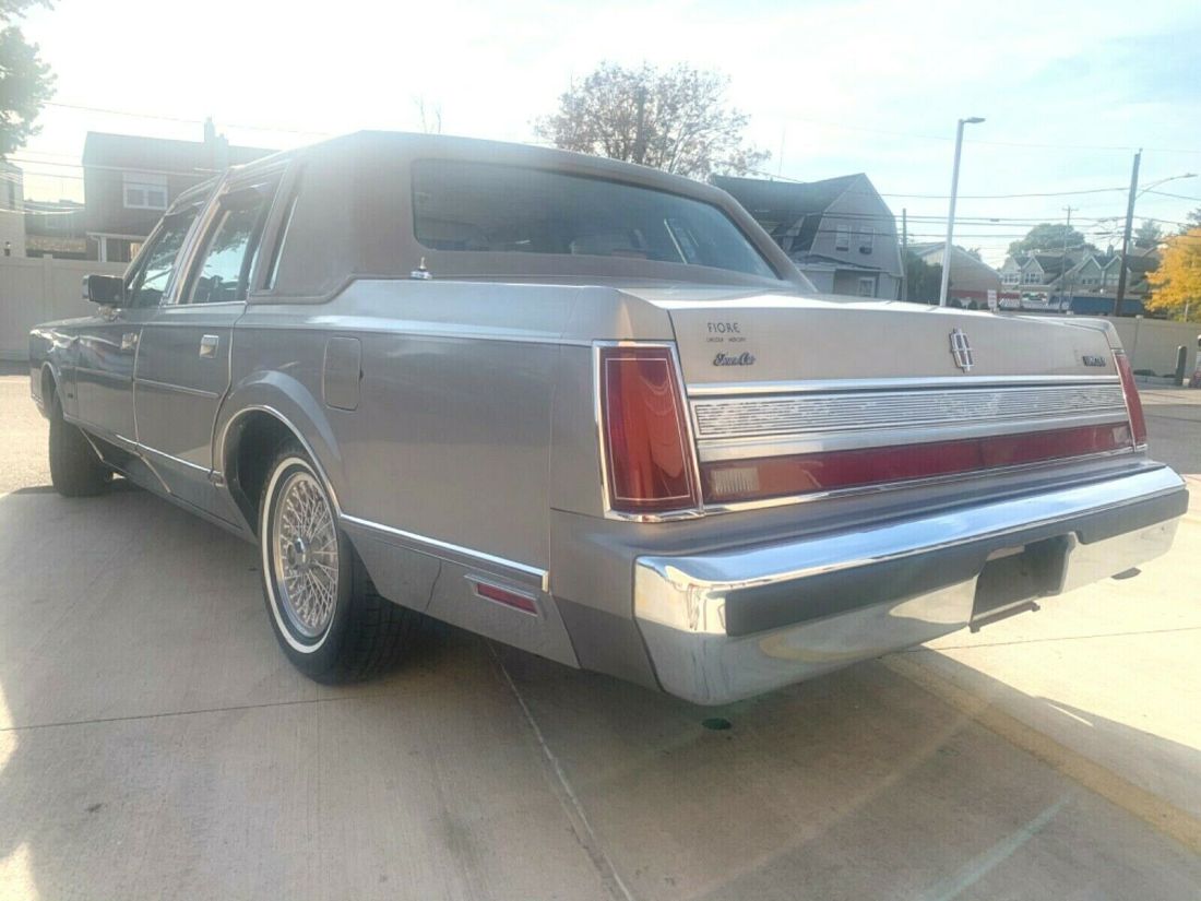 1989 Lincoln Town Car CARTIER - photo 3