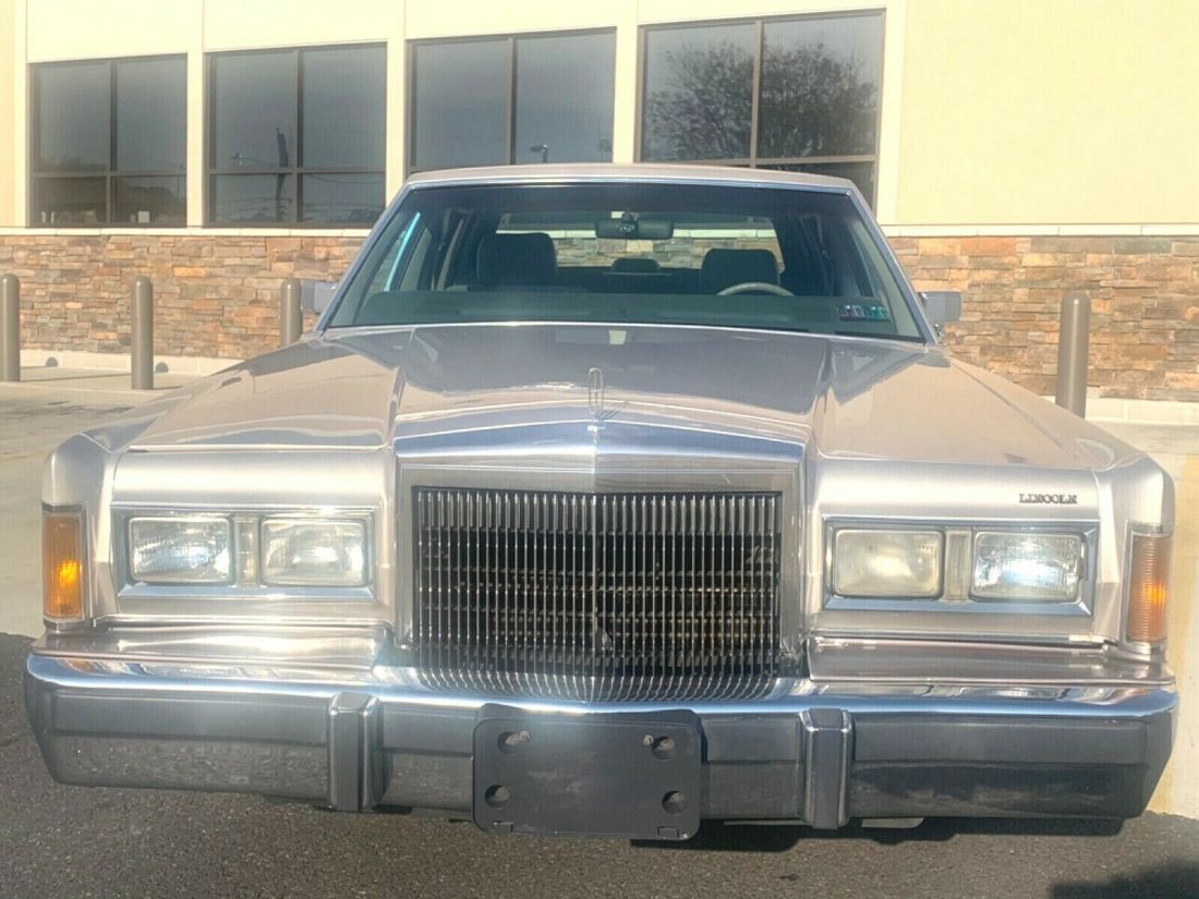 1989 Lincoln Town Car CARTIER - photo 8