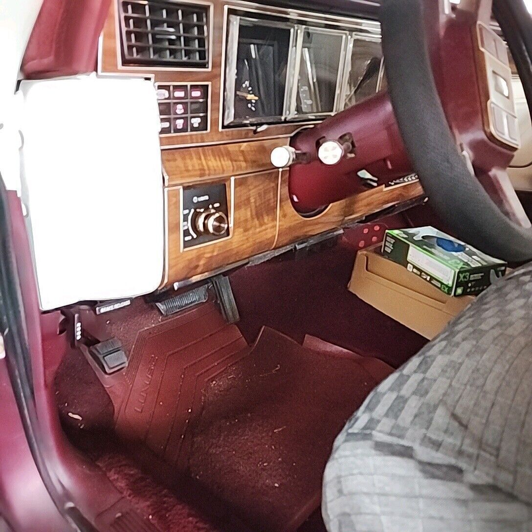 1989 Lincoln Town Car SIGNATURE - photo 10