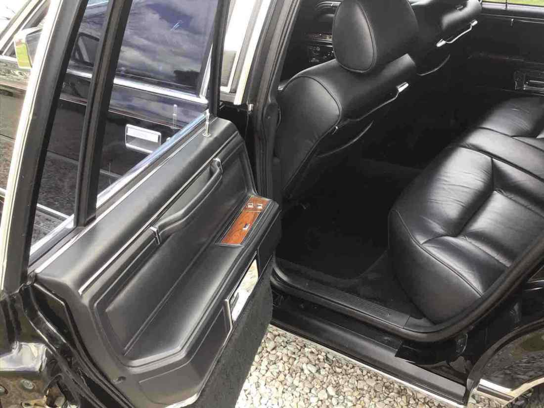 1989 Lincoln Town Car SIGNATURE - photo 11
