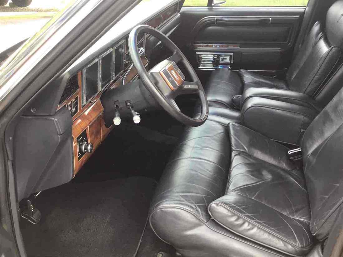1989 Lincoln Town Car SIGNATURE - photo 12