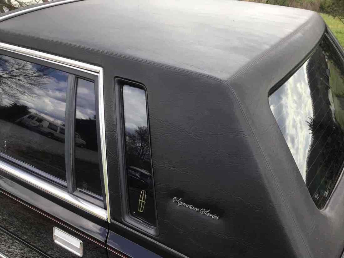 1989 Lincoln Town Car SIGNATURE - photo 8