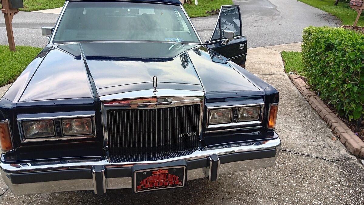 1989 Lincoln Town Car SIGNATURE - photo 11