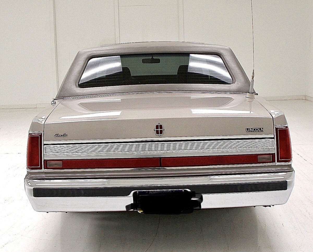 1989 Lincoln Town Car CARTIER - photo 3