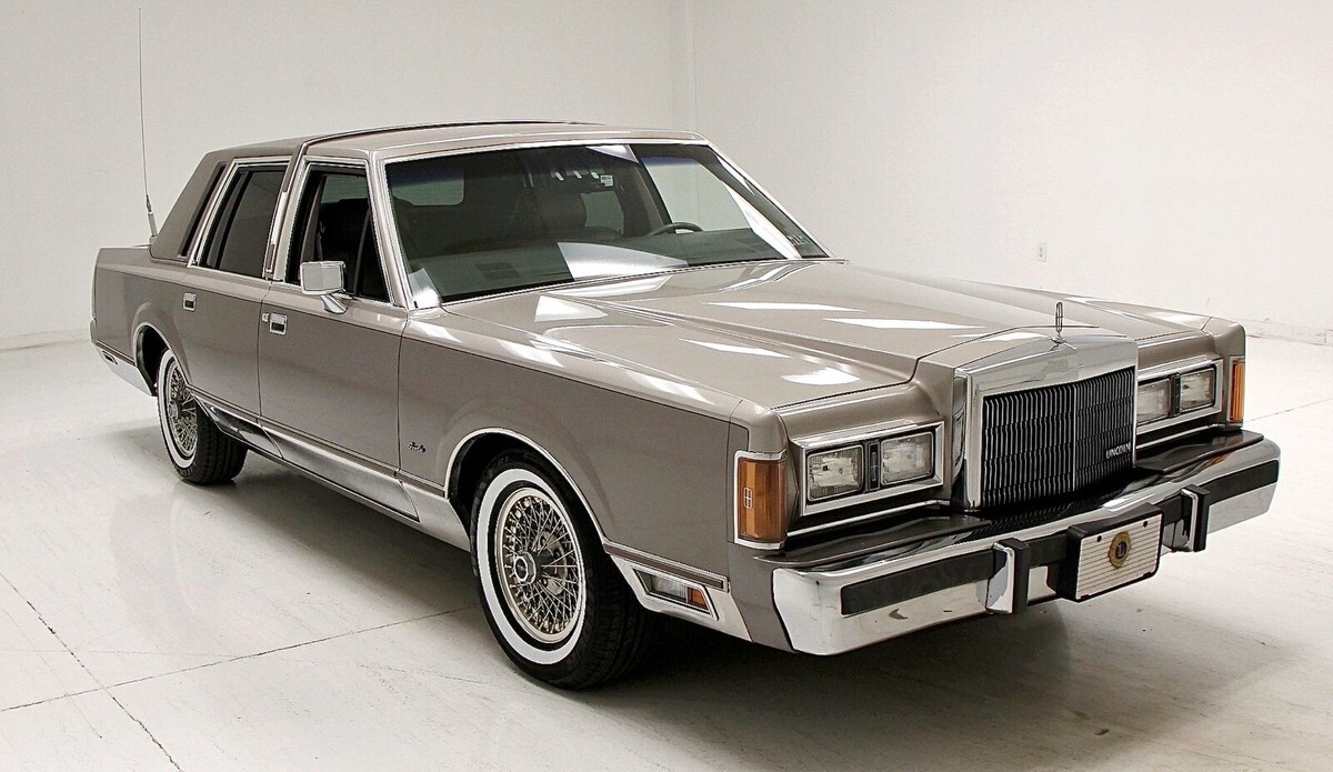1989 Lincoln Town Car CARTIER - photo 4